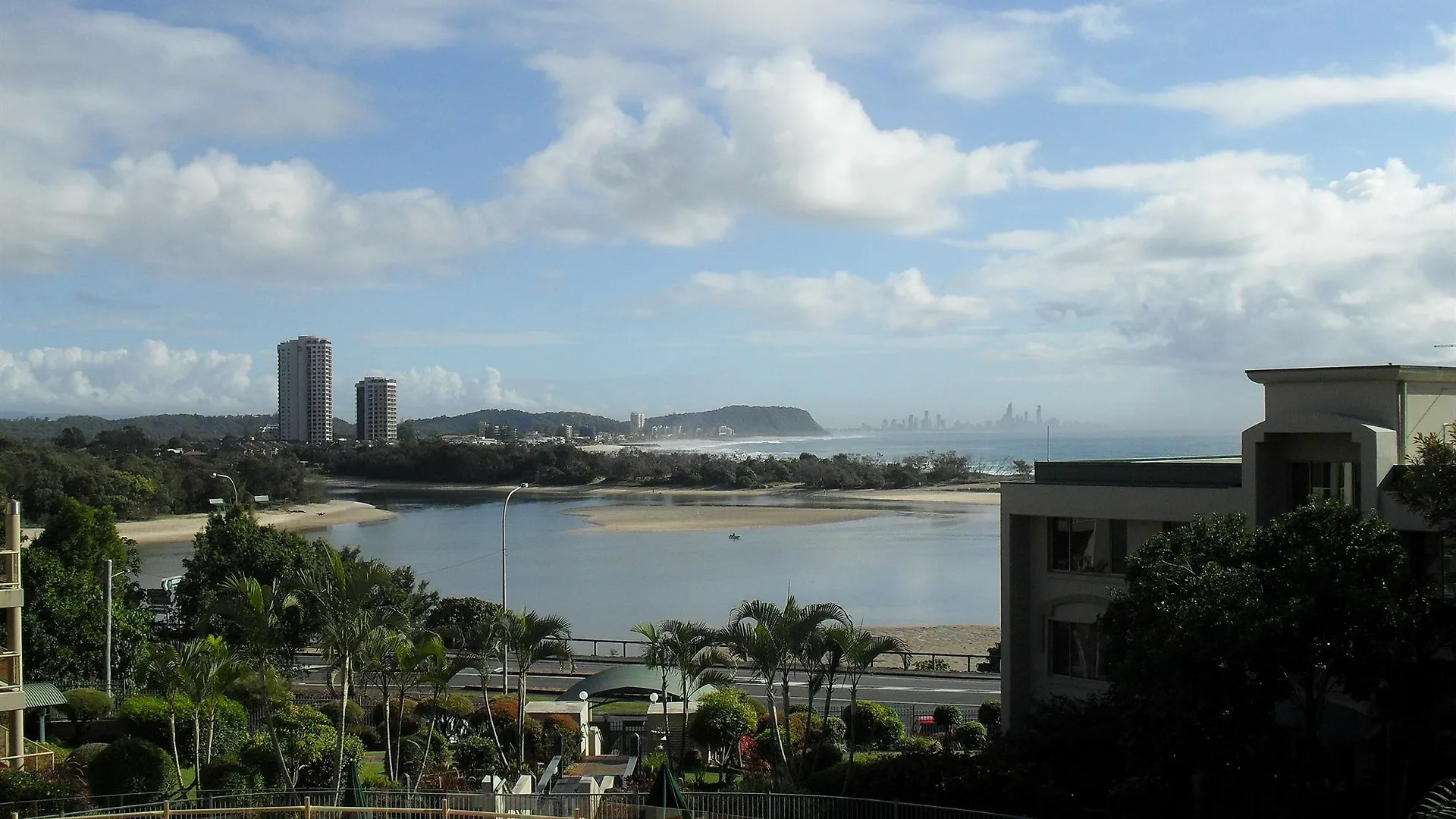 Little Cove Currumbin Gold Coast Aparthotel