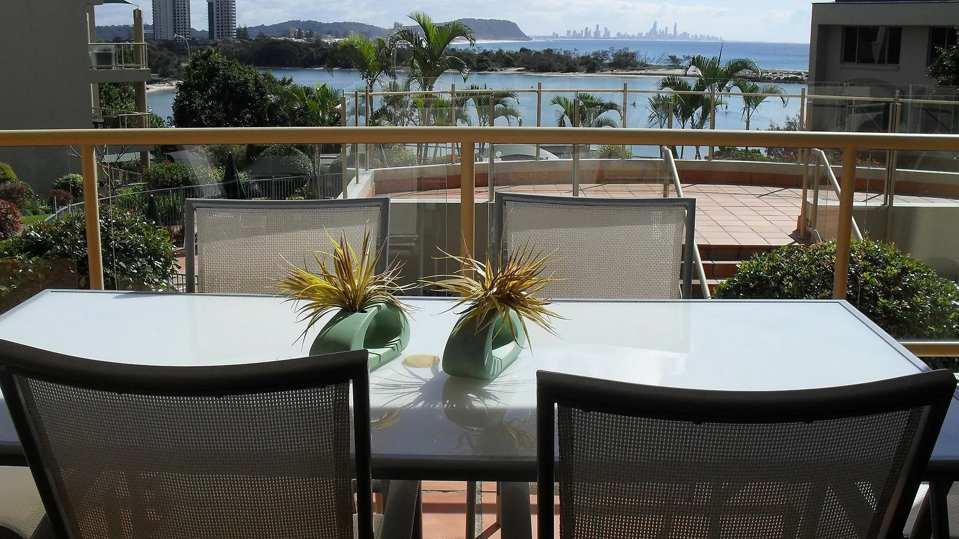 Little Cove Currumbin Gold Coast Aparthotel